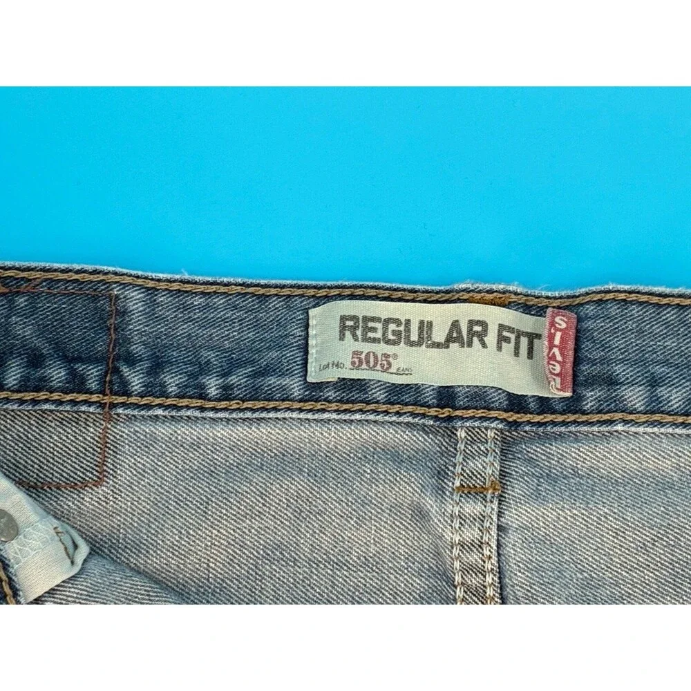 Levis levis 505